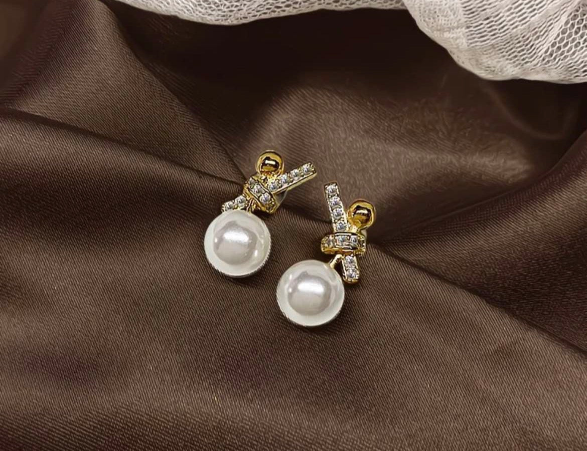 Royal Heirloom Oval Pearl Earrings