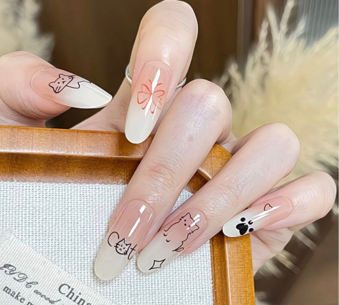 MiniMalist Kitten Nails