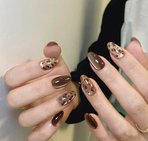 Cofee Leopard Cat-Eye Nails