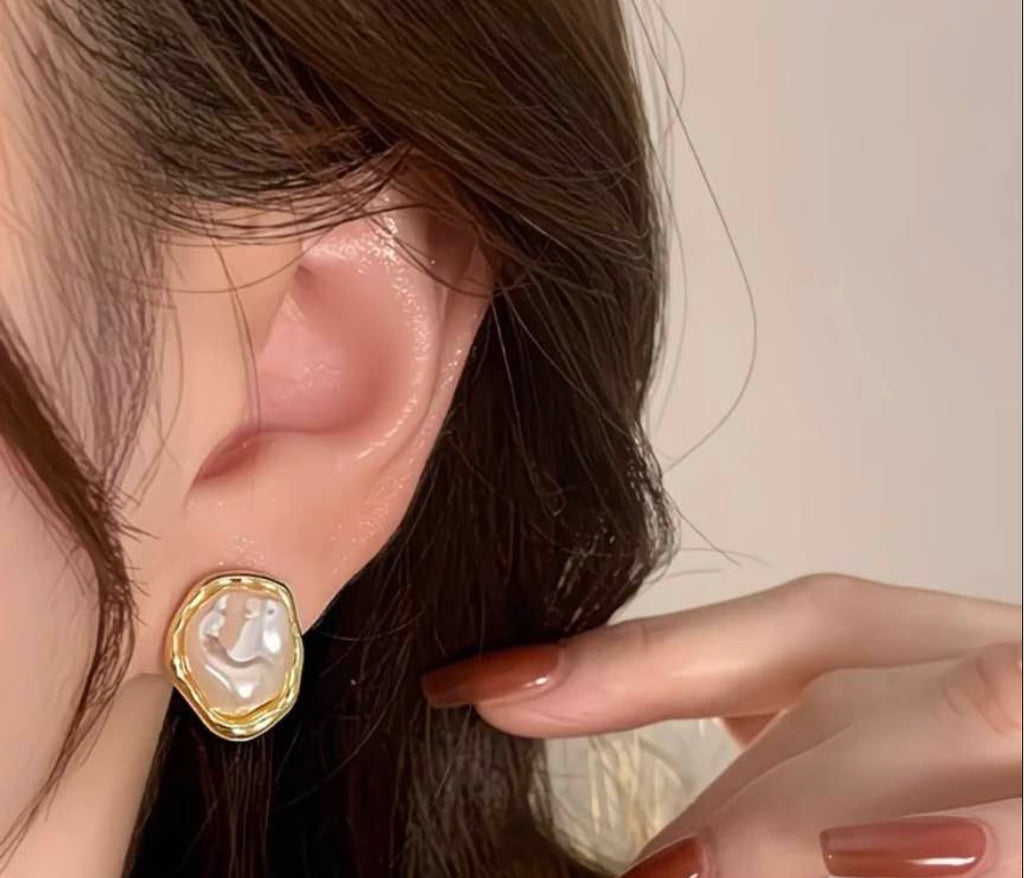 Golden Glaze Pearl Earrings