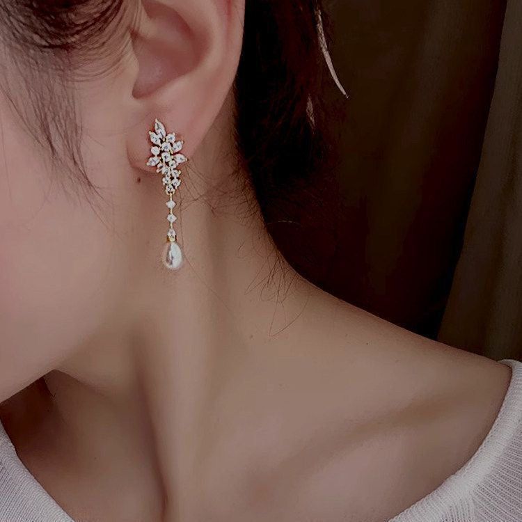 Celestial Pearl Drop Earrings
