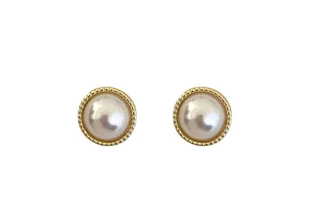 Royal Victoria Oval Pearl Earrings