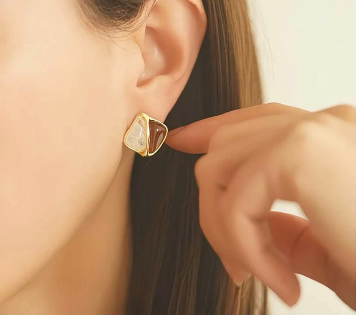 Dual-Tone Resin Gold Earrings