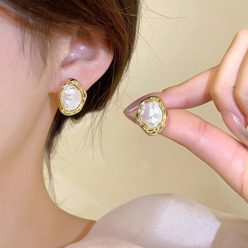 Golden Pearl Muse Studs