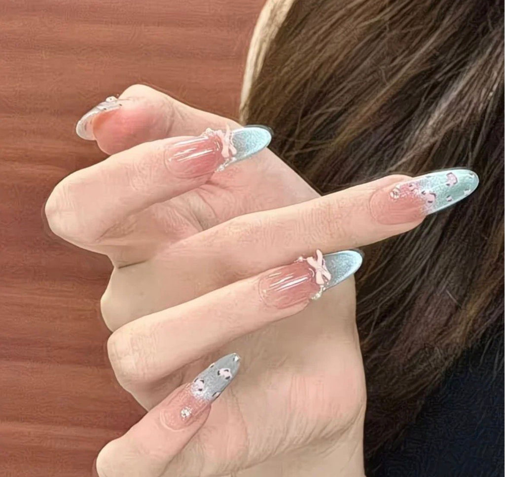 Blue Bow Dream Nails