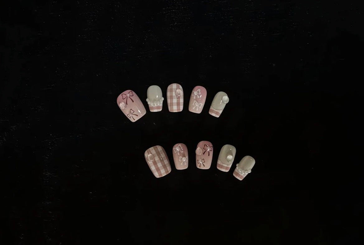 Pink Gingham Nails