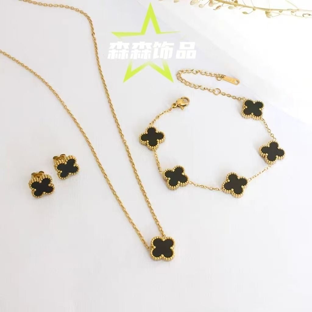 Crimson Clover Luxury Jewelry Set