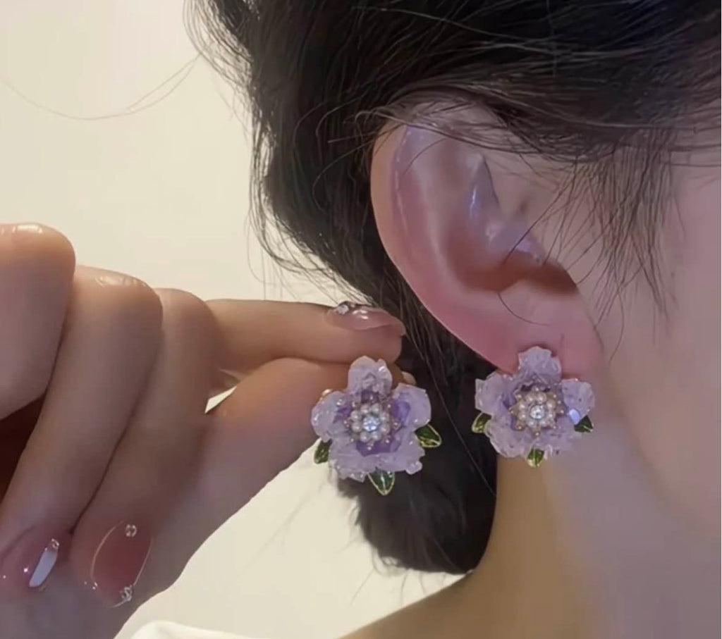 Blossom Pearl & Emerald Leaf Earrings