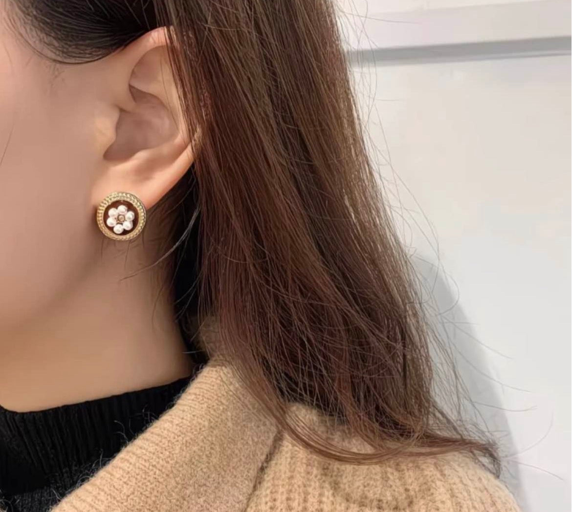 Royal Pearl Florentines Earrings